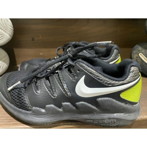 Lot of 3 youth Nike Vapor X Team Hustle D9 Mid Blk Metallic Asics New G8 tennis - Picture 10 of 16